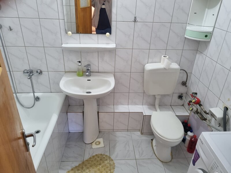 Dristor, 5 minute metrou si parc IOR, chiar pe Scolarilor,